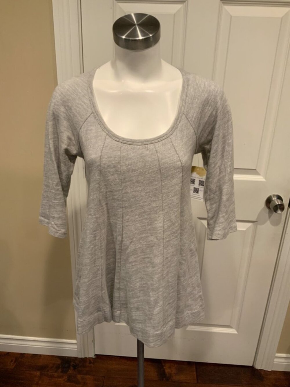 Deletta Gray Knit Babydoll Top, Size Small